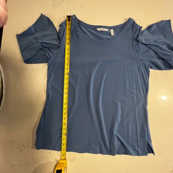 Isaac Mizrahi Live! Scoop Neck Top w/ Bracelet Ruffle Sleeve Urban Blue Large - Picture 8 of 9